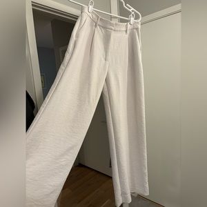 A&F White Trousers